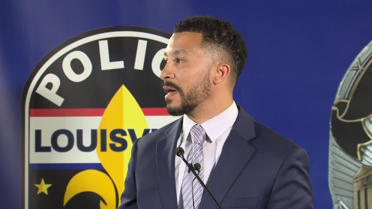 LMPD gives update on Chickasaw officer-involved shooting - YouTube