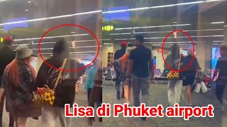 Lisa in Phuket airport#shrots