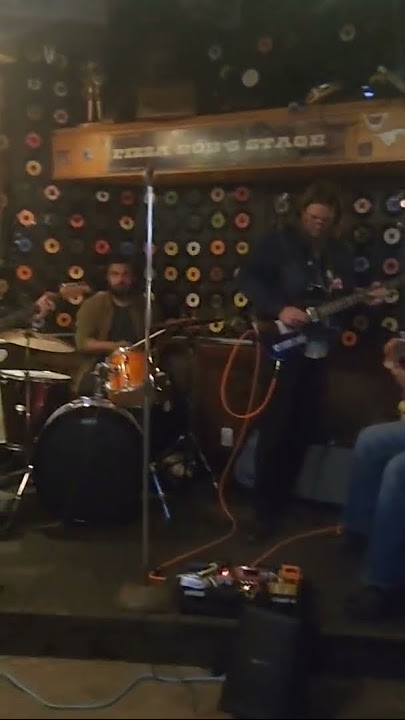 noche de Rock en Pizza Bob's Thursday night jam, Calgary Canada 🇨🇦