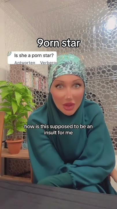 Why do you insult me😅#revert #reverts #hijab #jilbab #hijabi #jilbab i#islamicvideo #islamiccontent