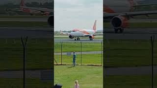 Easyjet A320 - 214 Arriving At Manchester Airport (EGCC) #aviationlovers #viral #aviation #a320