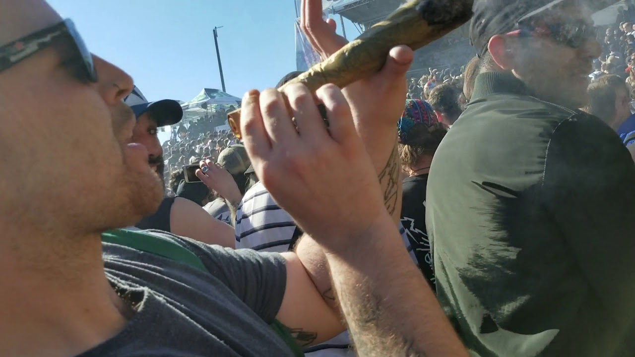 3 OUNCE JOINT AT 420 IN VANCOUVER B.C.