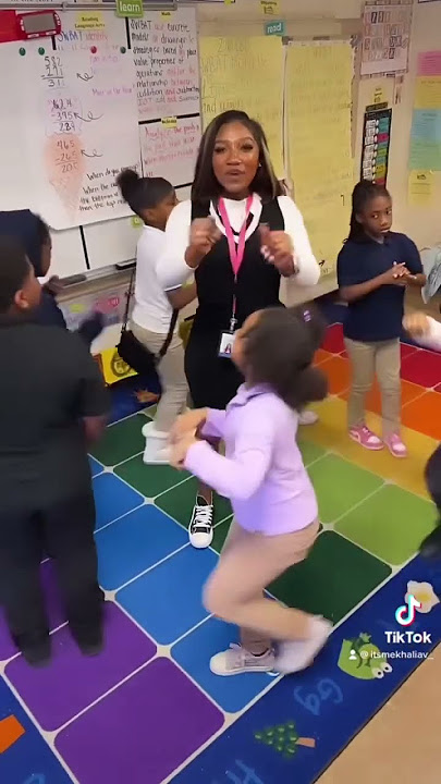 My 2nd graders forget who to tell when they have something to say… so we made this.. #viral 🤣🥰