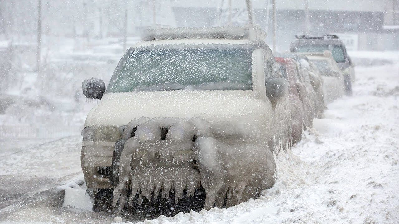 Морозы идут на Россию и Беларусь, автомобилисты переобуваются. Сколько стоит замена автошин в СНГ?