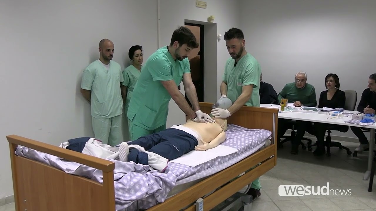 OPERATORI SOCIO SANITARI SPECIALIZZATI, L'IMPEGNO DI LIFE NO PROFIT