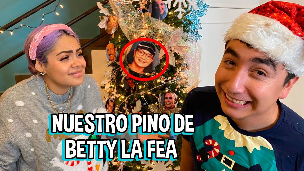SEMANA 212 / PONEMOS EL PINO DE NAVIDAD DE BETTY LA FEA / MORITOS