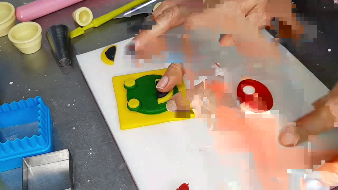 PERSONALIZANDO DOCES LUCAS NETO- pasta de leite