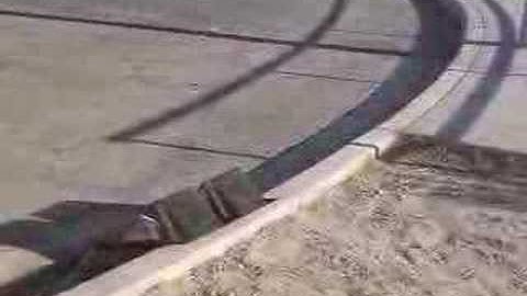 Associated RC18MT, Big Jump