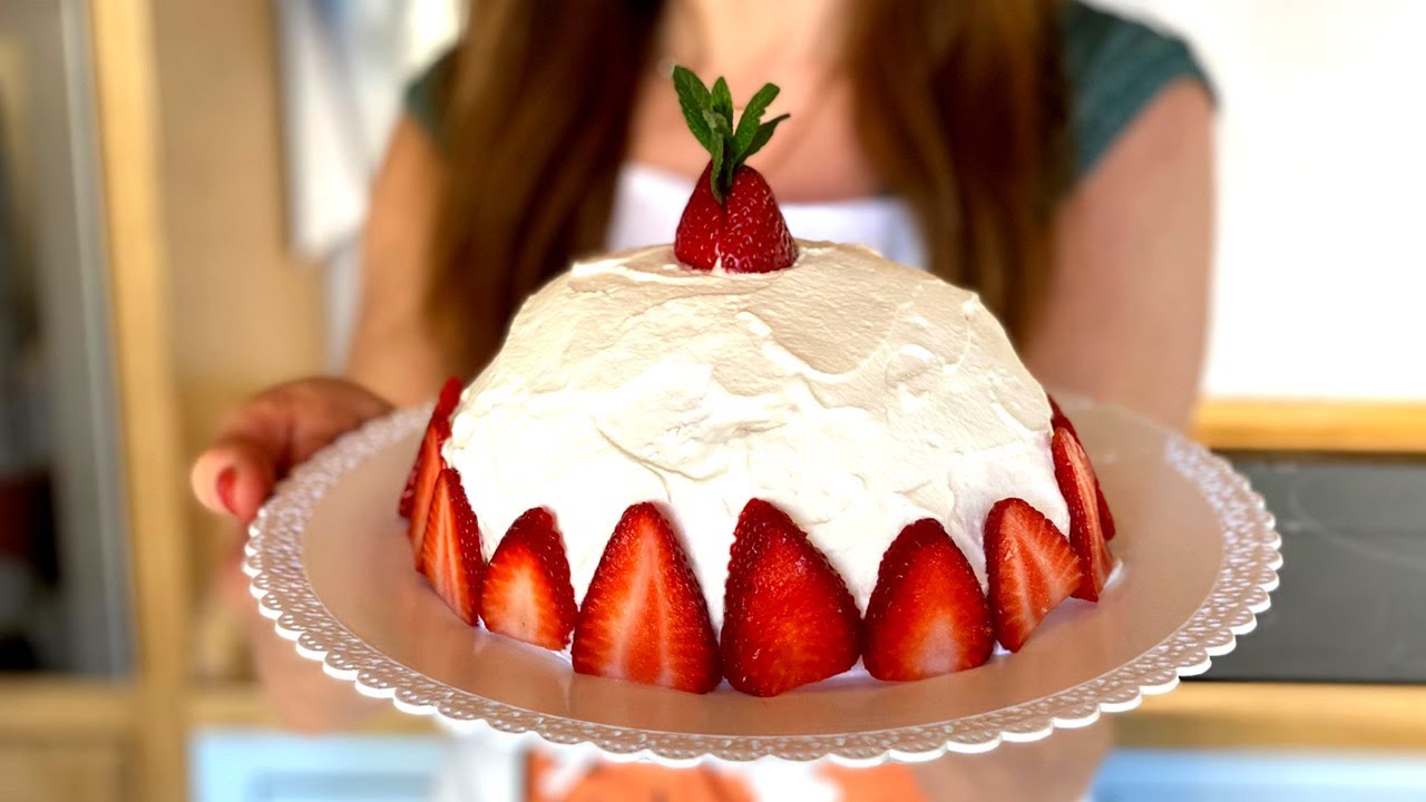Zuccotto Tiramisù alle Fragole 🍓SENZA UOVA Facile - Strawberry cake Without Eggs! Very Easy