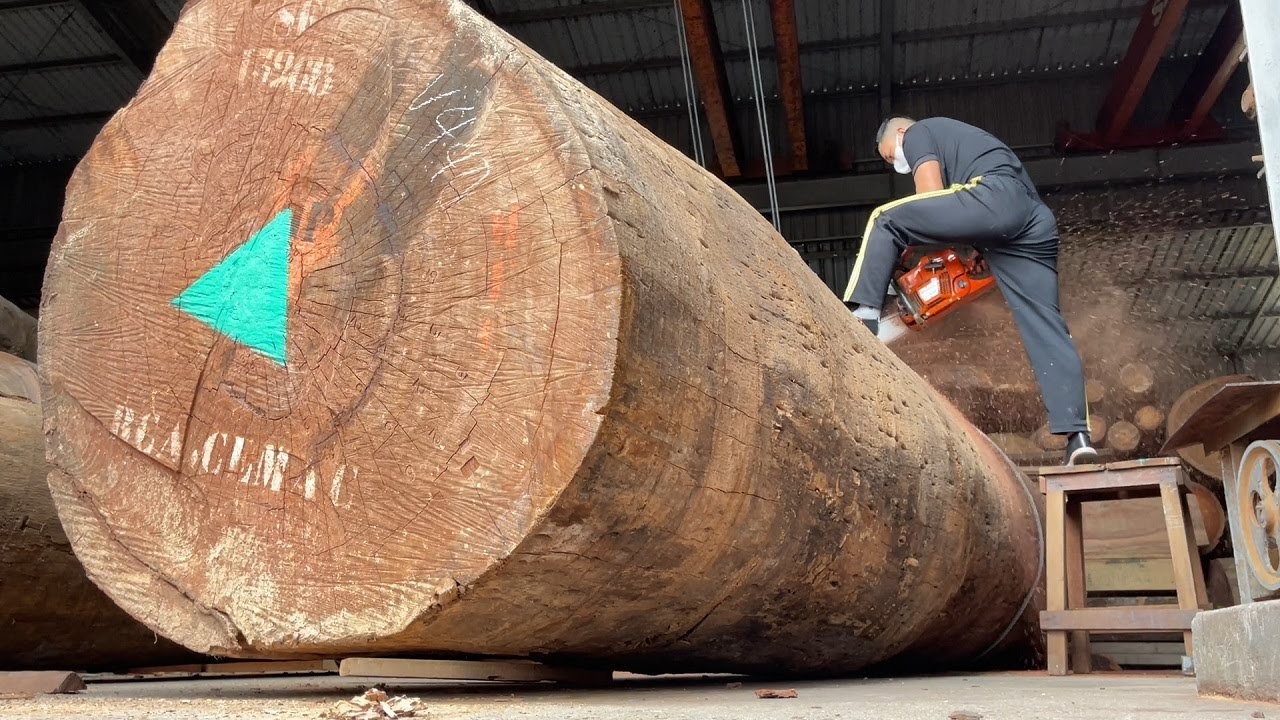 wood-sawing-process-cutting-solid-wood-to-make-a-table-with-a