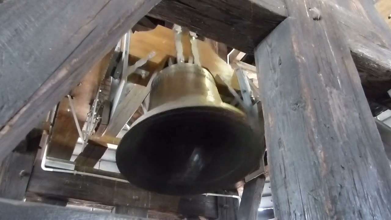 Dzwon Jan Paweł II w katedrze wawelskiej - test