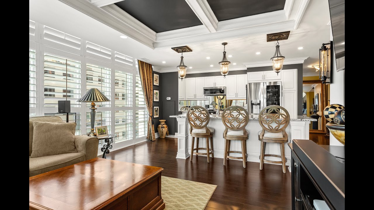 Want To Live Downtown Burlington? FOR SALE 803360 Pearl Street