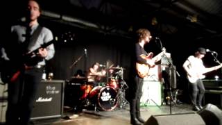 The View - Under The Rug (from Ropewalk) live
