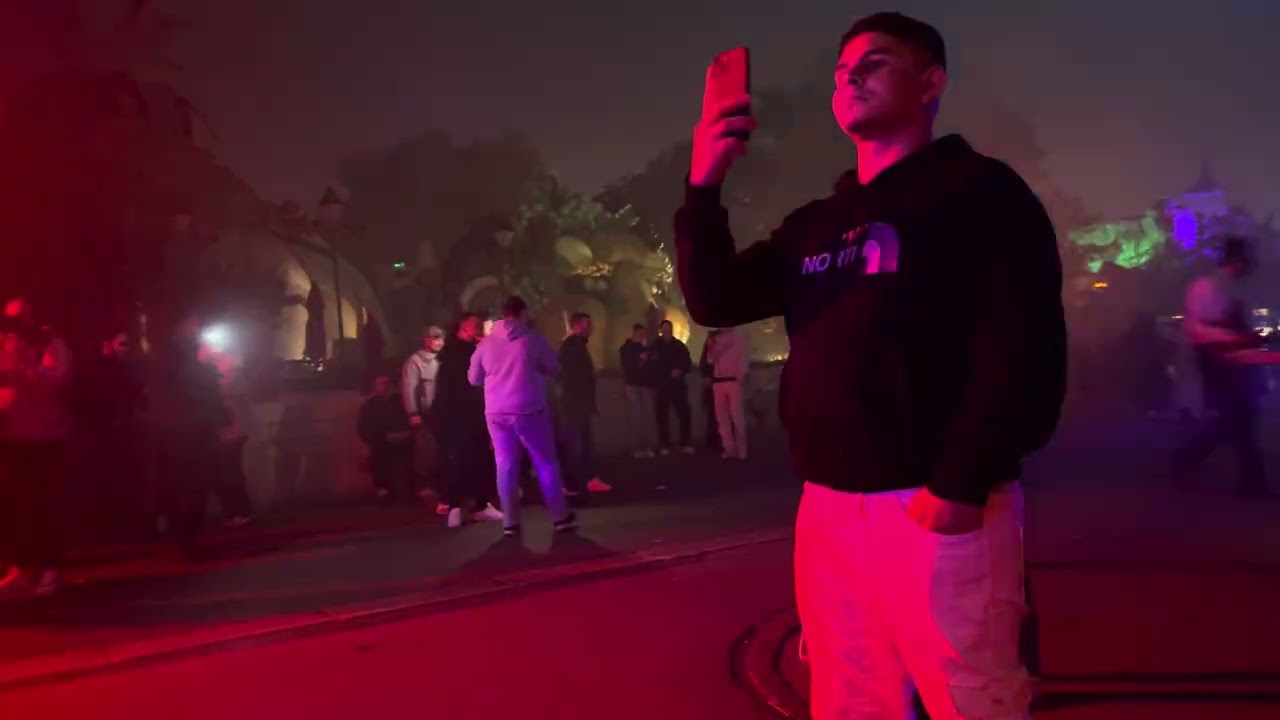 Spectacle tronçonneuse Halloween 2024 - Parc Astérix