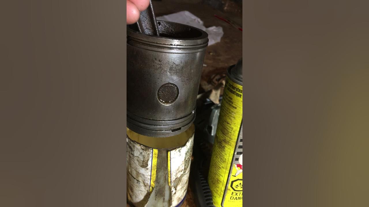 FREEING UP PISTON RINGS YouTube