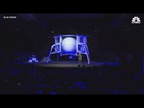 Jeff Bezos unveils lunar lander to take astronauts to the moon by 2024