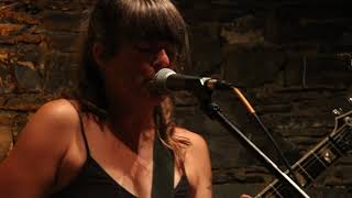 Amantes de este mundo (Lovers of the World) - Julie Doiron live at Five &amp; Dime 10/08/17
