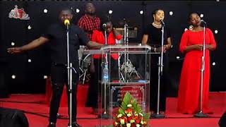 Miniatura de vídeo de "Uweponi Mwako performed live at Praise Chapel Mombasa"