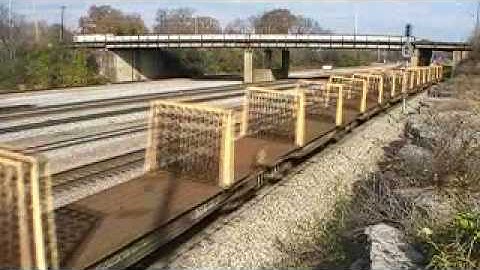 CSX 6915 Leads CSX W023-22 at Coffey