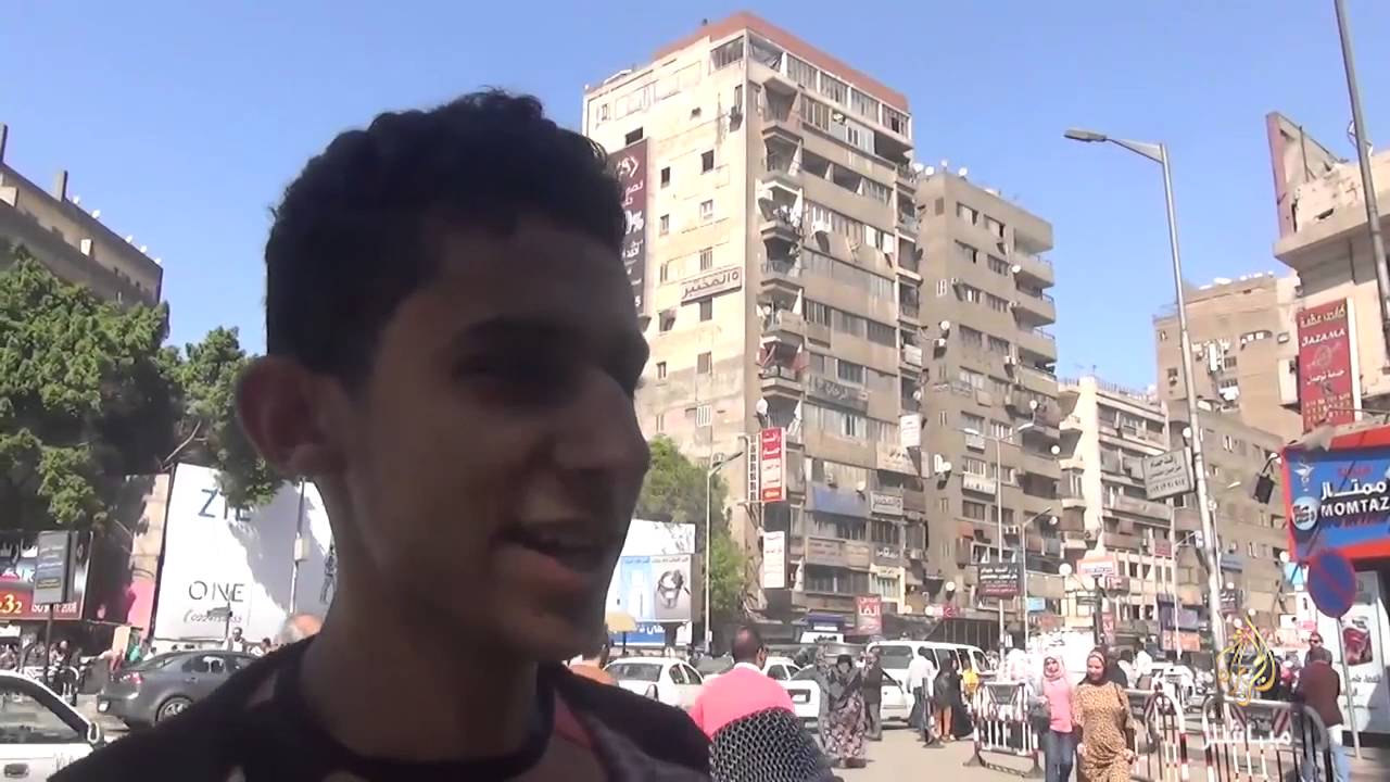 رأي عينة من الشارع المصري حول ما اذا كان الشعب  مازال محافظا علي عادته وقيمه ام لا ؟