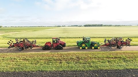 Steiger Quadtrac 620 VS John Deere 9620RX Superior Design Video