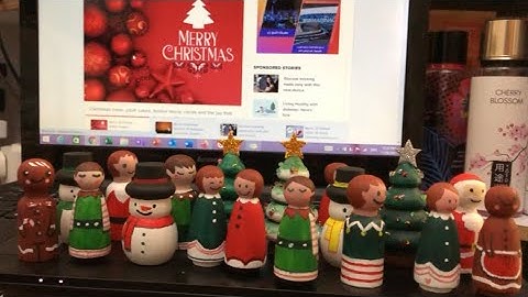 PEG DOLLS CHRISTMAS DECORATION