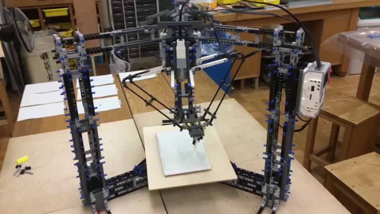 LEGO delta robot - YouTube