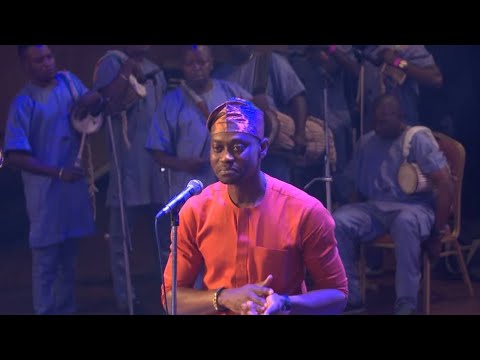 Lateef Adedimeji Performs Ayinla Omowura Song  K1 De Ultimate 50th Year on Stage Concert