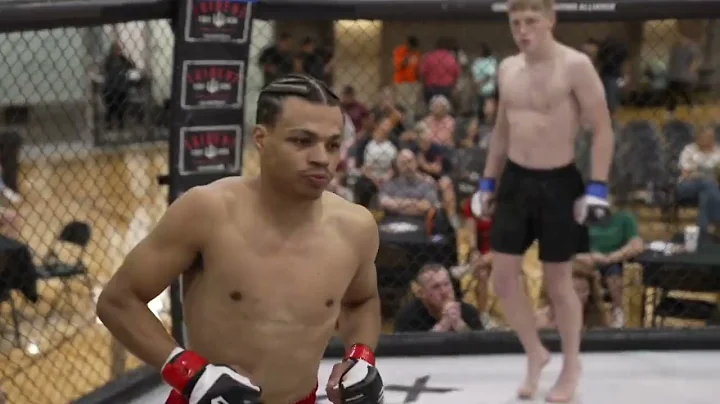 Roland Pruden vs Sebastian Grant 145 amateur mma t...
