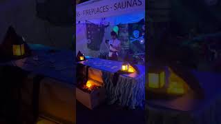 Pirate Halloween Decorations - Booth Setup #Pirate #Halloween #Shorts Pirate Halloween Decorations - Booth Setup #Pirate #Halloween #Shorts