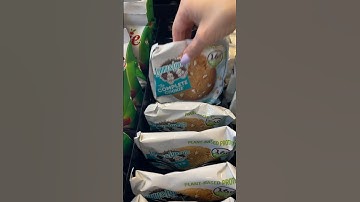 ✨quick mini vending restock.✨ #asmr #refill #restocking #restockasmr  #vendingmachine #vegan