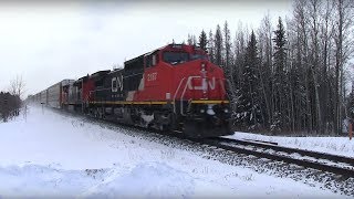 CN Train Spotting HD: DASH 8's! | CN 2187 & 2440 Leads CN A412 East At Peers 12/14 3/10/17