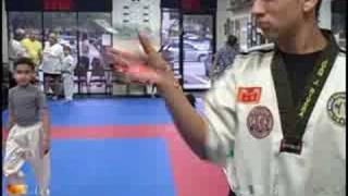 Kama thumb spins