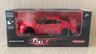 NISSAN GT-R R35. Игрушечная модель фирмы MOBICARO.