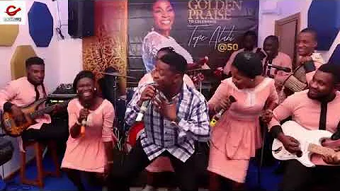 Woli agba takes the floor with Tope Alabi