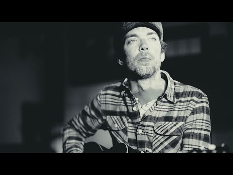 Justin Townes Earle - "Frightened by the Sound" [Official Music Video]