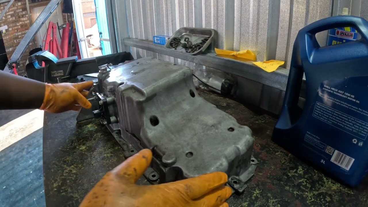 How to seal a leaking oil sump.