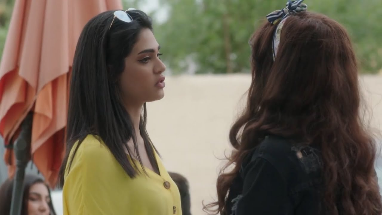 صديقة طفولتها وخطيبها ما يتوالمون وهي موقفها وايد صعب... أجمل مشاهد #عشاق_رغم_الطلاق