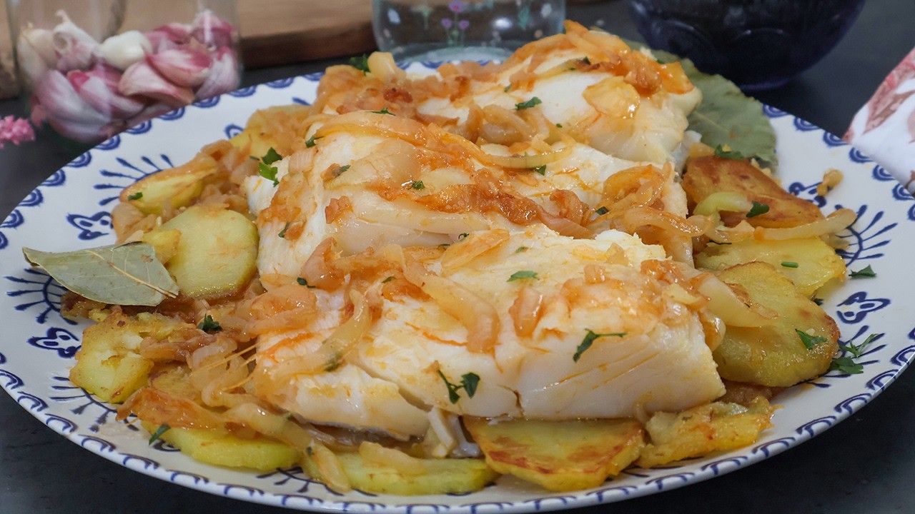 BACALAO A LA NARCISA: una receta portuguesa con historia