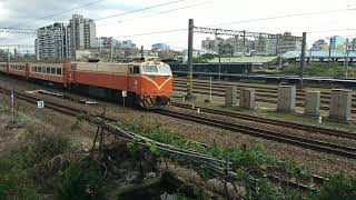 8793次 七堵→潮基  迴送   1101113