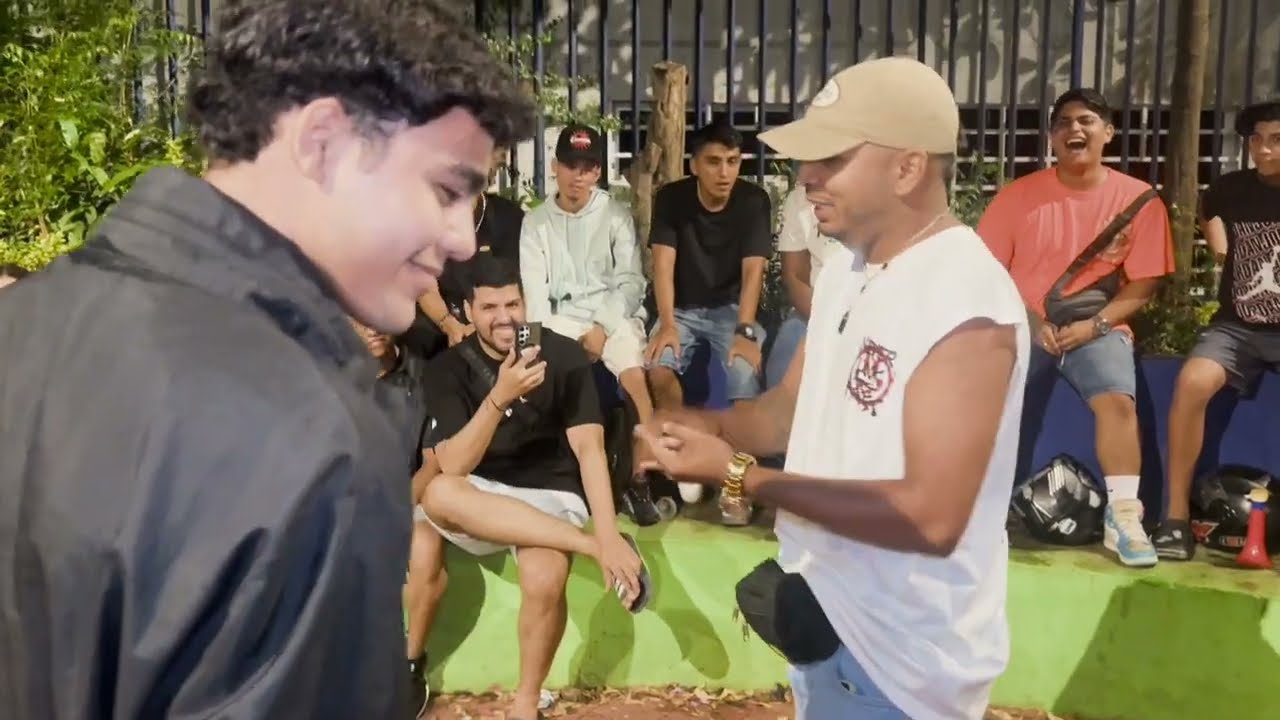 HEFESTO vs VOZ CALMADA 😱 || BATALLAS ESCRITAS || DOJO ROJO X WRITTEN CLASH 