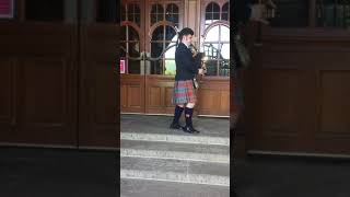 The MacDougalls Gathering. Piper Bobby Allen. Pibroch.