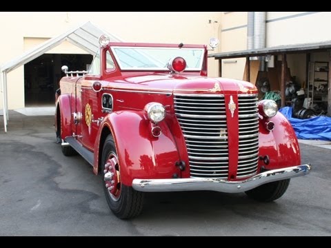 1941 American LaFrance Firetruck - Jay Leno's Garage