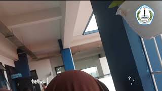 Tugas bahasa Indonesia (mendeskripsikan diri sendiri) Febby Sahda Farras Triana wijaya