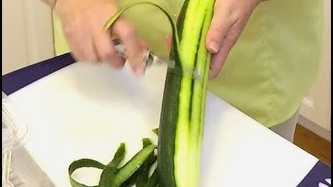 How to Peel and Seed Cucumbers