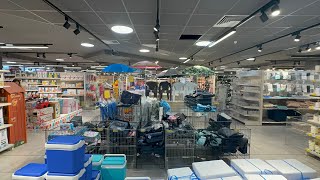 Prodavnica Koja Ima Sve, Od Igle Do Lokomotive , Jumbo Market Novi Beograd