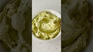 Italian Cream Cheese Pesto Buns