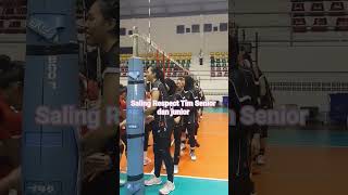 Timnas Voli Putri Senior dan Junior Usai Pertarungan Ketat