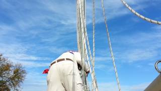Herreshoff America Catboat tabernacle mast dropping it by myself