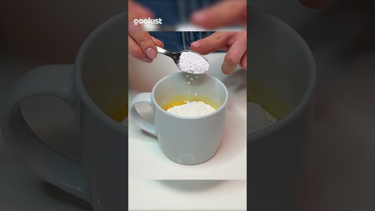 Got a sweet craving? Just mix everything in a mug, pop it in the microwave, and you're done! Melissa